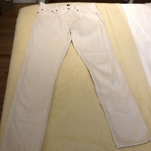 Gap white jeans. Size 33x32 slim.